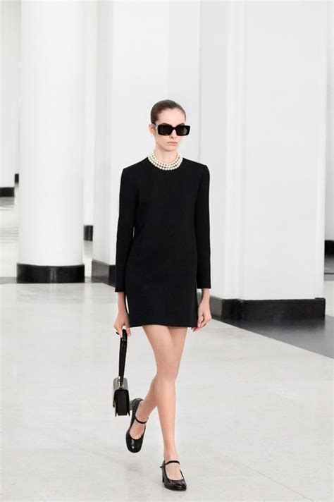 celine co ord|Celine celebrates the Sixties with autumn/winter 2024 .